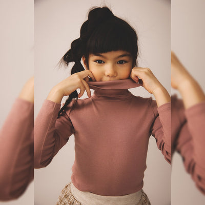 Soor Ploom Long Sleeve Snap Turtleneck - Cherry