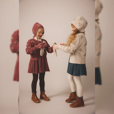 [D2] Soor Ploom Sage Pinafore - Cherry