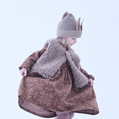 [Pre-order (Sep. Delivery)]eLfinFolk Curly Boa Vest brown