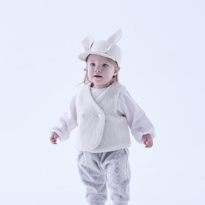 [Pre-order (Sep. Delivery)]eLfinFolk Curly Boa Vest ivory