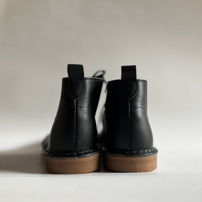 PEEP ZOOM Desert Boots Black