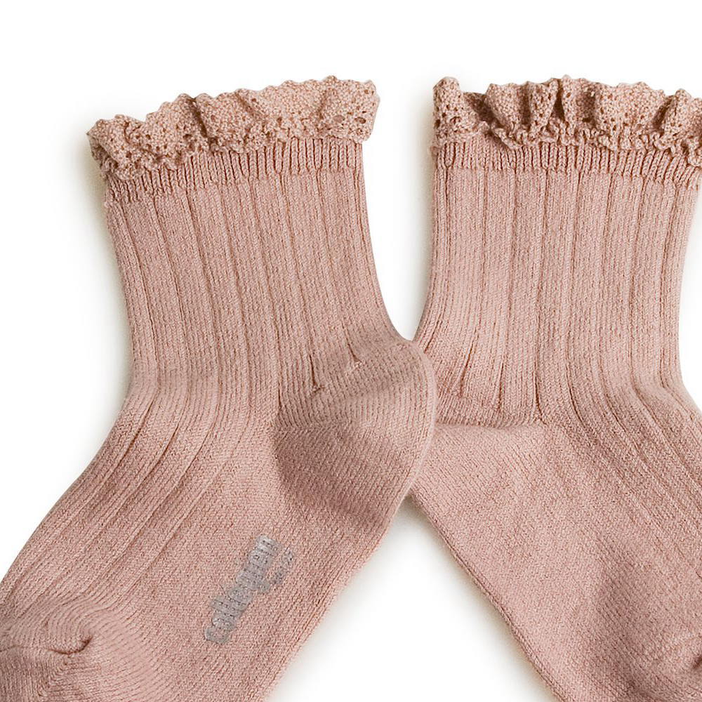 Coll&#233;gien Lili Lace Trim Ribbed Ankle Socks / Vieux Rose