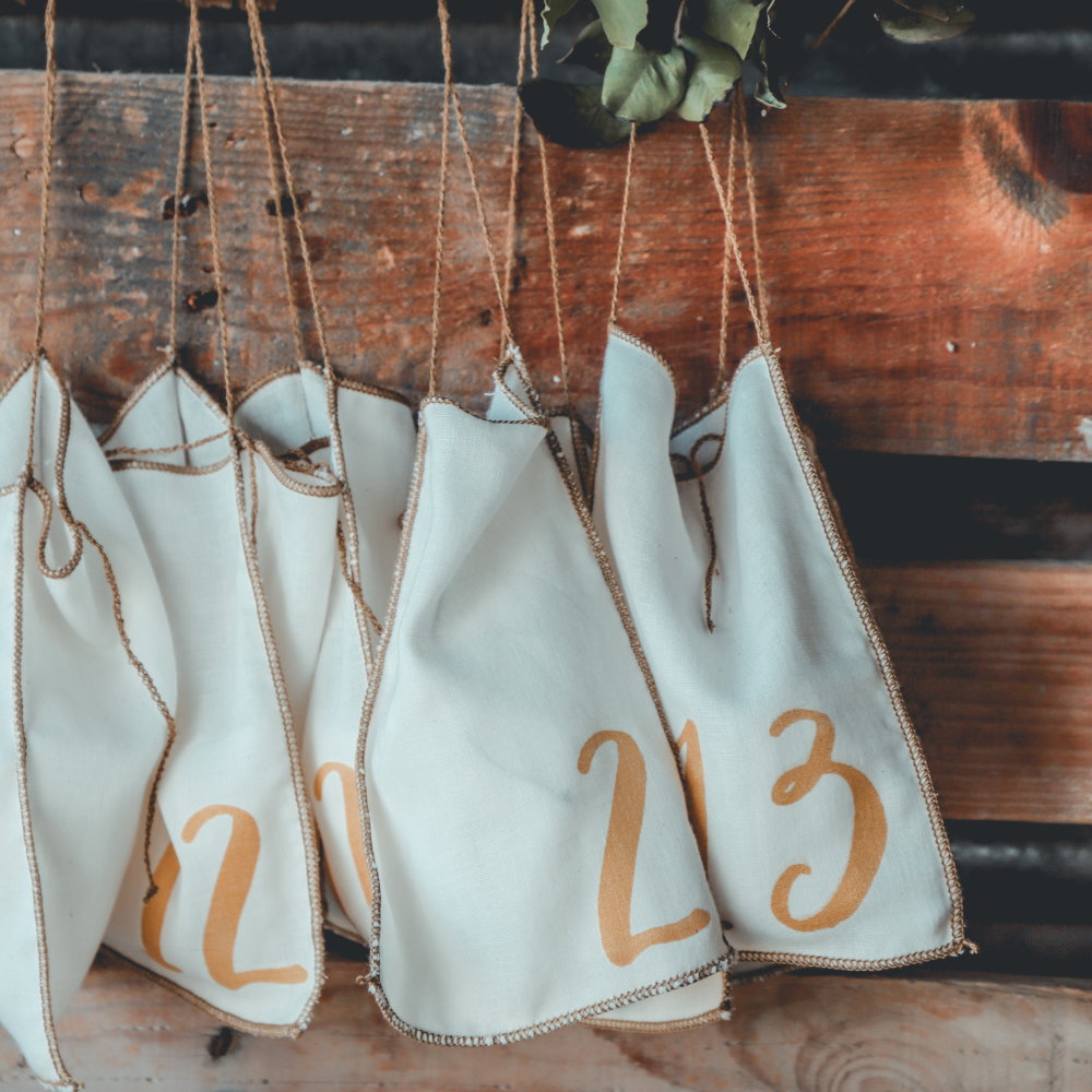 Numero 74 Advent Calendar Gift Bags Natural