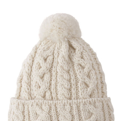 HIGHLAND2000 016 Bob Cap With Pompom BW Aran