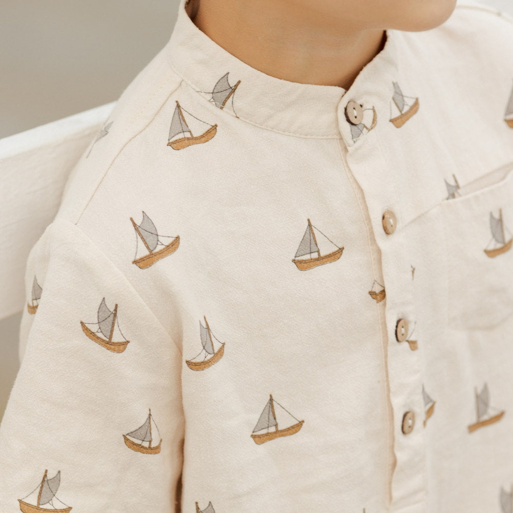 Rylee & Cru Short Sleeve Mason Shirt Sailboats