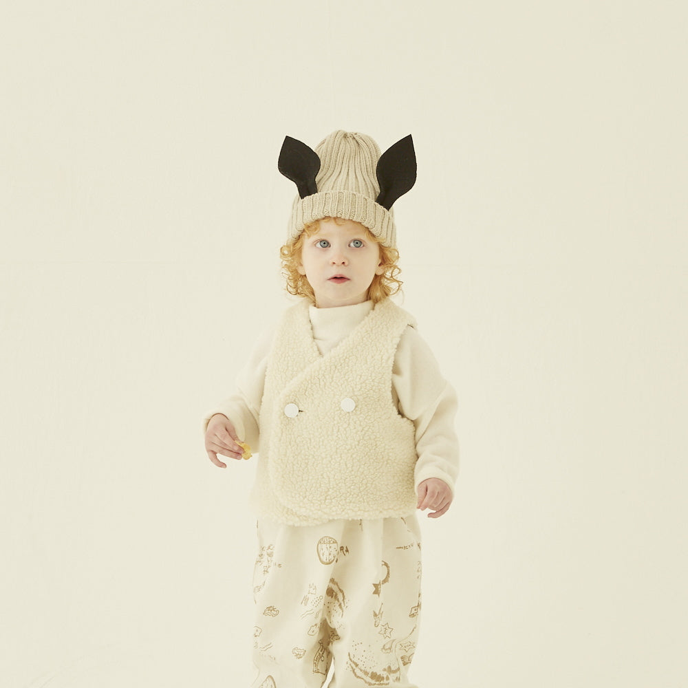eLfinFolk Sheep boa baby vest -reversible- ivory