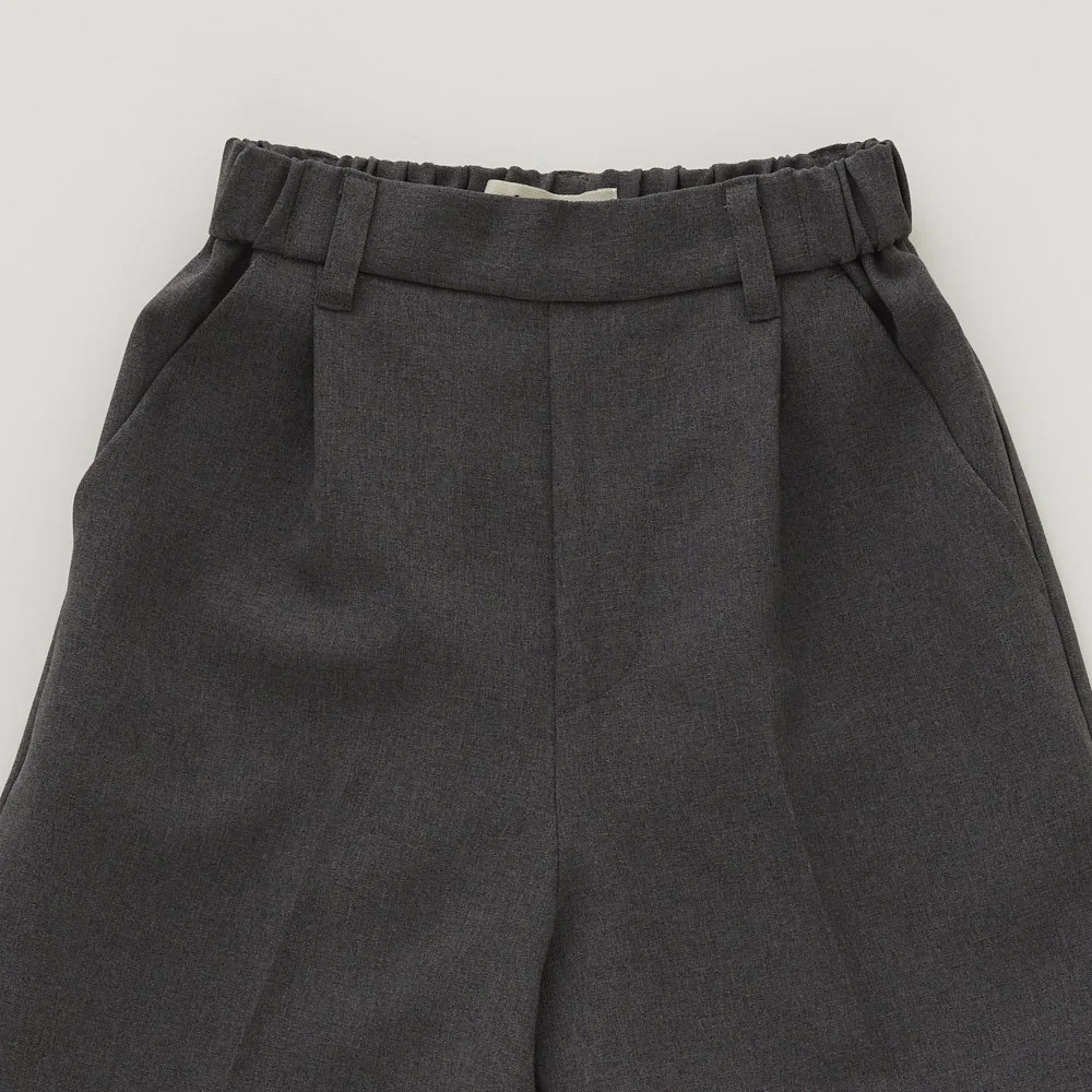 eLfinFolk Ceremony Poplin Tuck Shorts gray