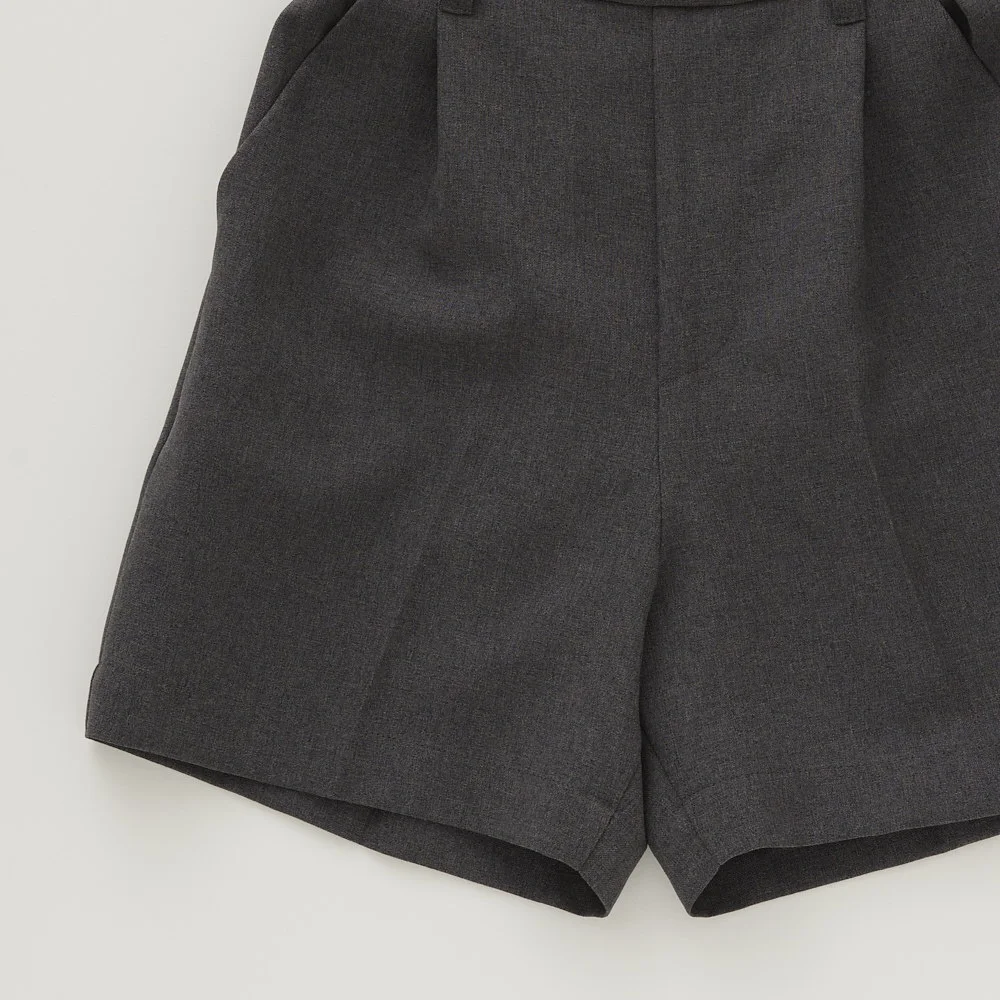 eLfinFolk Ceremony Poplin Tuck Shorts gray